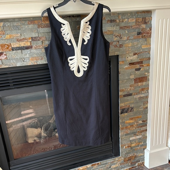 Lily Pulitzer Janice Shift Dress - Picture 2 of 4